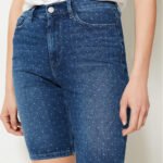 MED-INDIGO Polka Dot Denim Shorts Size 30 - 32