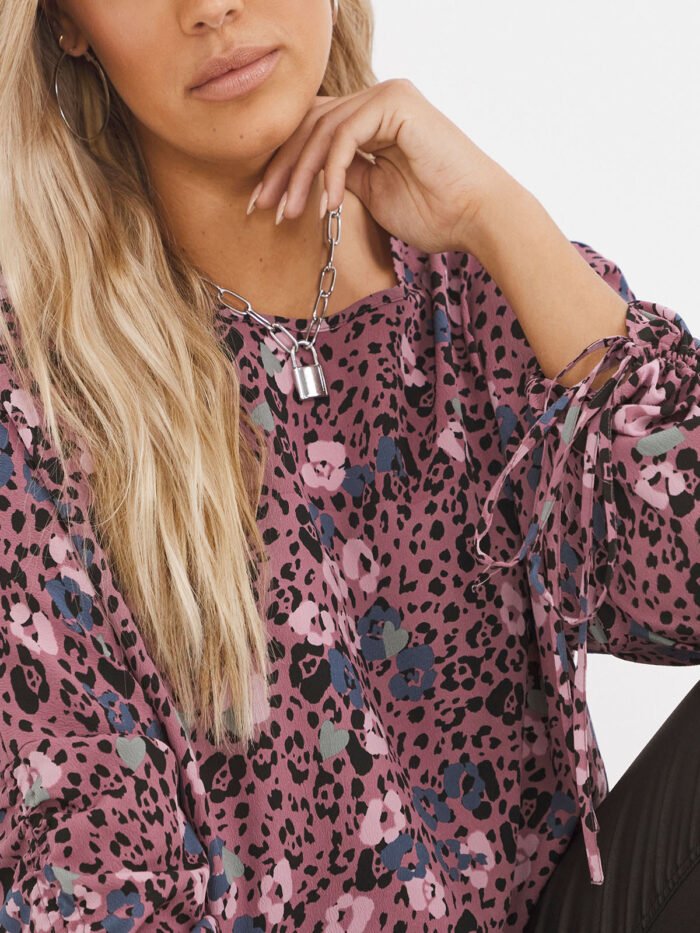 PINK Animal Print Reversible Ruched Sleeve Boxy Top Size 16 - 18 - Image 5